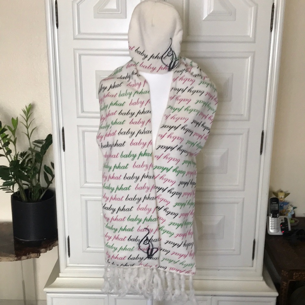 🍃Y2K BabyPhat beanie and scarf set🍃
